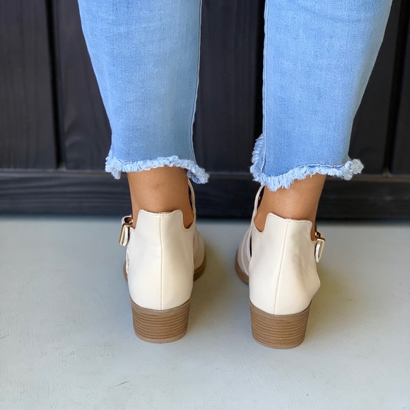 Beige Side Cut Out Buckle Booties - Picture 4 of 8